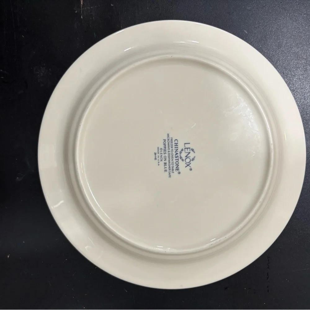 Lenox Chinastone Poppies on Blue 5 Piece Place Setting with Floral Design - Picture 6 of 12